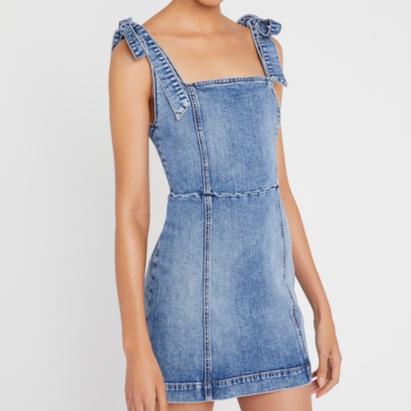 Alice + Olivia Dresses & Skirts - Alice + Oliva Denim Dress